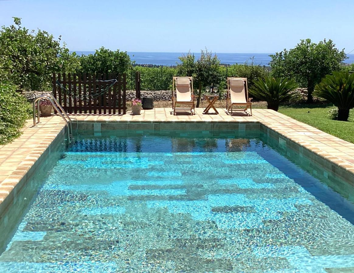 Villa Authentic Sicilian Charm, Pool, Sea View, Wi-Fi & Parking à Avola Extérieur photo